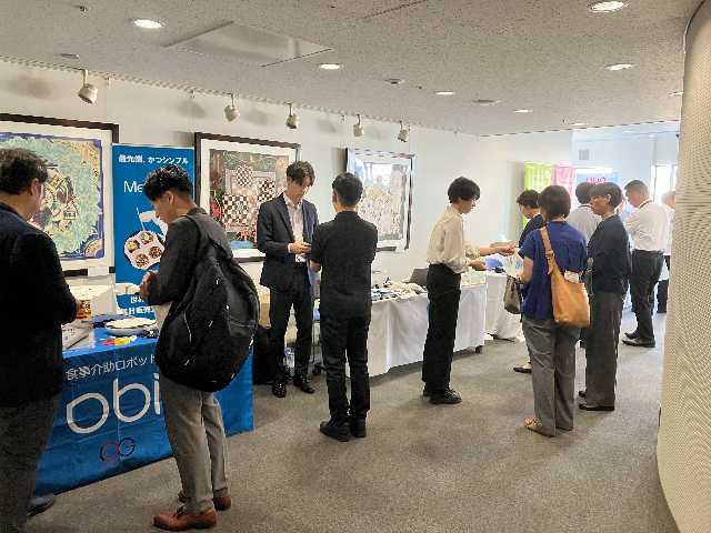 展示会写真２